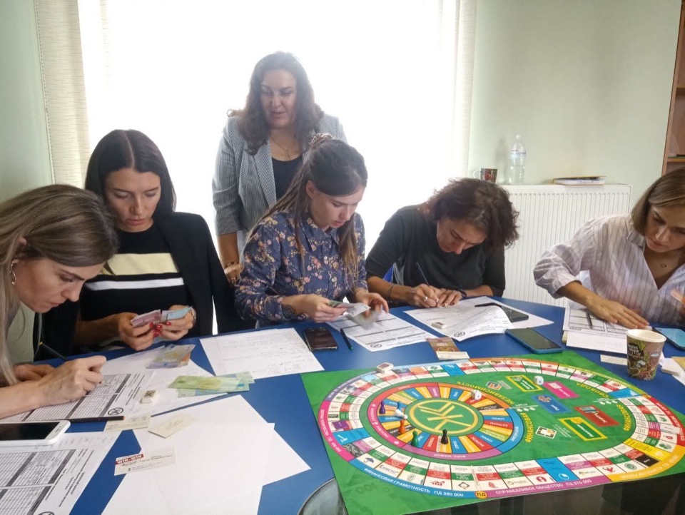 Photo: Financial game «Living Capital» and our Rotary Club
